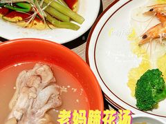 -日进一片海.生腌海鲜火锅.宵夜烧烤(三里屯总店)