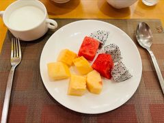 -上海西藏大厦万怡自助餐厅(徐汇店)