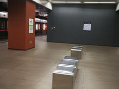 -白石桥南(地铁站)