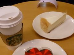 -星巴克(西藏路店)