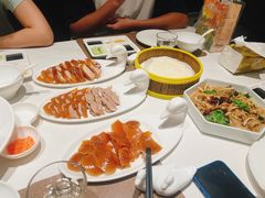 -皇城根·鲁菜济南菜·吊炉烤鸭·炒鸡鱼头(济南旗舰店)