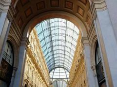 -埃马努埃莱二世拱廊