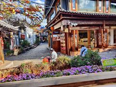 -阿婆情腊排骨火锅·野生菌季(古城旗舰店)