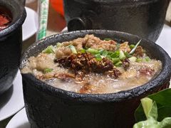 -虹兴砂锅店