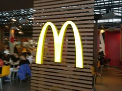门面-麦当劳(宁波火车高铁站店)