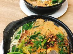 -曹宝林砂锅麻辣烫(星光路店)