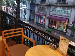 -猫的天空之城概念书店(杭州南宋御街店)