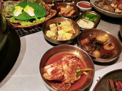 -草家酱蟹炭火烤肉店(珲春南路一店)