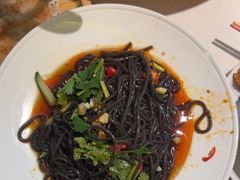 -小鱼小牛·鱼牛干锅·脆鱼火锅(世欧广场店)