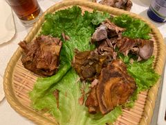 铁勺熏大骨-大铁勺新津菜(东丽阳光新业广场店)