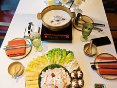 -雾山韩式烤肉·海南糟粕&椰子鸡火锅·海景餐厅(三亚绿发山海天JW万豪酒店)