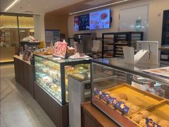 -CARINO BAKERY&CAFE(人广来福士店)