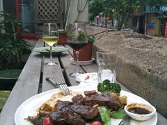 -JINNS锦时 steak&pizza(浸信会礼拜堂旧址店)