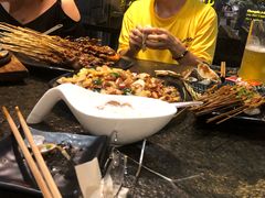 -何师烧烤·香辣蟹·川菜·30年老品牌(太古里旗舰店)