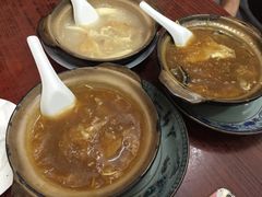 浓汤鸡煲花胶翅-添發碗仔翅美食