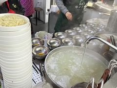 -依云煎包店