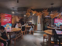 二楼公共区域-湘村小灶·地道长沙菜·本地人优选(万家丽路店)