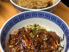 -沪西老弄堂面馆(定西路店)