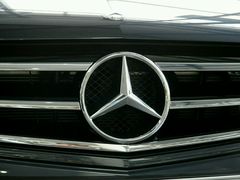 -上海星瀚奔驰4S店(红柳路店)