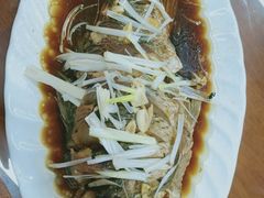 -微山岛春天里酒家