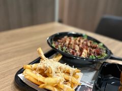 -The Habit Burger Grill 哈比特汉堡(世博店)