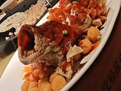 -吴越荣记苏州菜·松鼠桂鱼100%活鱼现做(月光码头店)