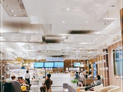大堂-奈雪的茶(湖滨银泰in77C区PRO店)