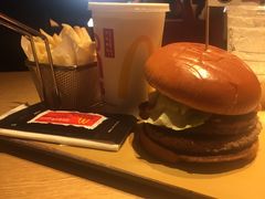 -麦当劳(新王府井店)