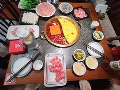 -小天鹅火锅·一线江景洪鼎旗舰店(洪崖洞店)