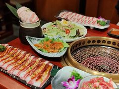 -喜牛烧肉酒场·黑金店(威高广场店)