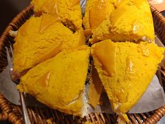 酥皮乳鸽菠萝包-羽鸽集·乳鸽专门店·地道顺德菜(岭南站店)