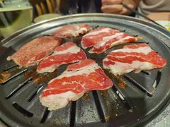 -明洞阿姨·韩式酱蟹烤肉·创意料理(三元桥店)