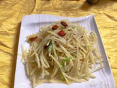 -天天向上素食餐厅(五台山店)