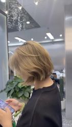 -Tloml salon