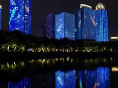 -万绿园
