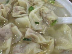-珊珊小笼馆(仙霞路店)