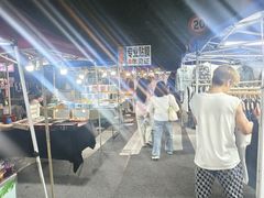 -吴山路夜市