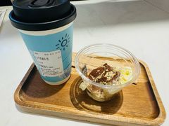 -LAVAZZA 拉瓦萨咖啡(北外滩来福士店)