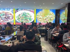 -川流不息·地道川菜·小龙虾(松东路店)