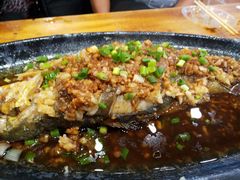 -老东镇啤酒屋海鲜加工·蒸汽海鲜·海鲜烧烤(台东店)