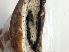 黑谷物核果-红跑车HPCBAKERY(汉商店)