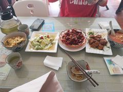 -天天向上素食餐厅(五台山店)