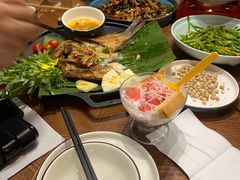 -老滇山寨•云南特色菜•地方菜•民族风情歌舞表演(金碧店)