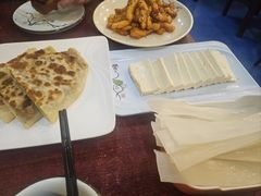 -聚首堂·特色小吃·肘子(什刹海德胜门店)