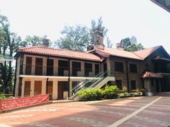 -香港大学