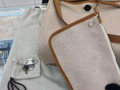 -臻新二手奢侈品回收鉴定(塘桥店)