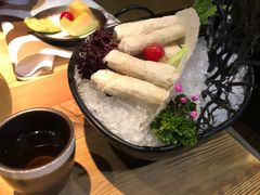-湊湊火锅·茶憩(杭州湖滨银泰in77店)