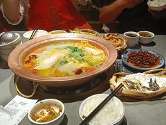 -阿婆情腊排骨火锅·野生菌季(古城旗舰店)