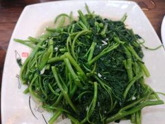 -壹阁胡羊焖饼(特色小吃街店)