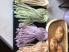 -滇釜火锅·能喝汤的火锅(车公庄店)